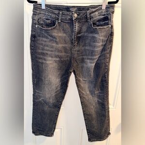 Judy Blue Skinny Fit Capri Dark Gray Boyfriend Jeans